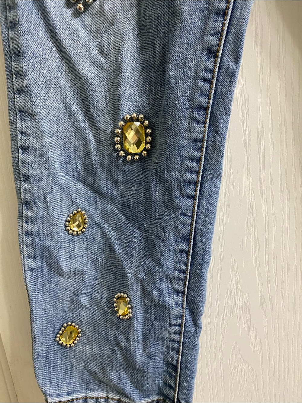 By Flow Korea Amber Jeweled Statement Distressed Ankle Y2K Whimsigoth Jeans Sz M - Picture 9 of 15